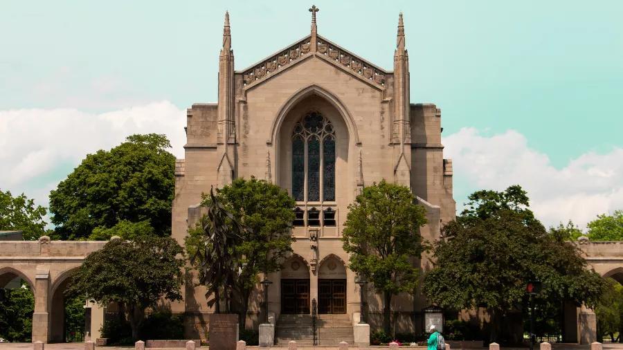 Boston’s campus buzz: Freshmen move-in transforms the city