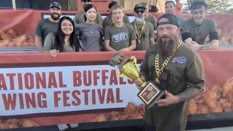 Wyoming’s Double Dub’s dominates Buffalo Wing Fest