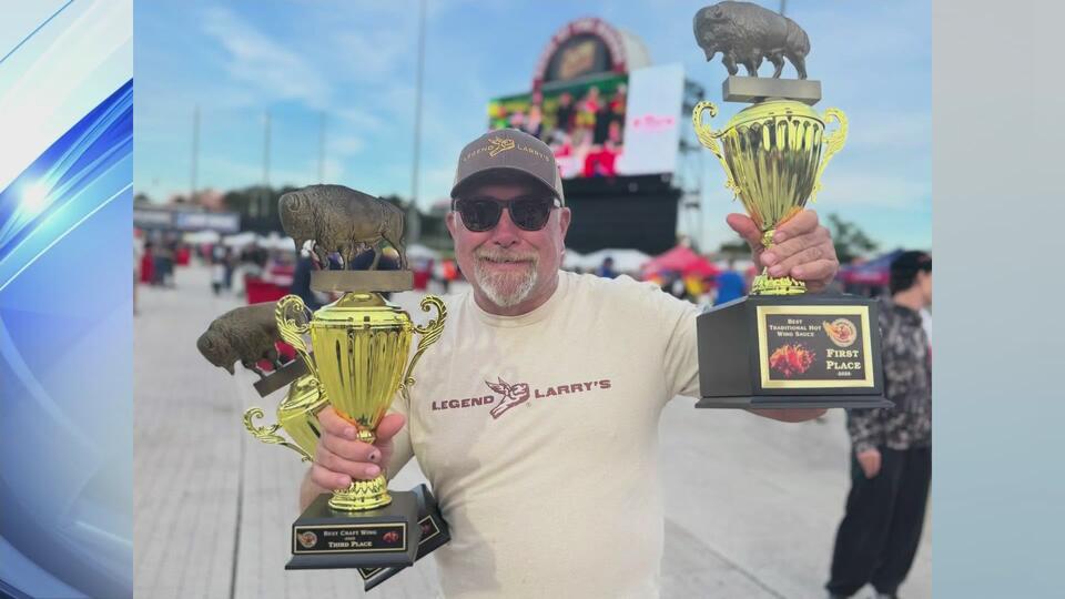 Legend Larry’s wins big at Buffalo Wing Fest