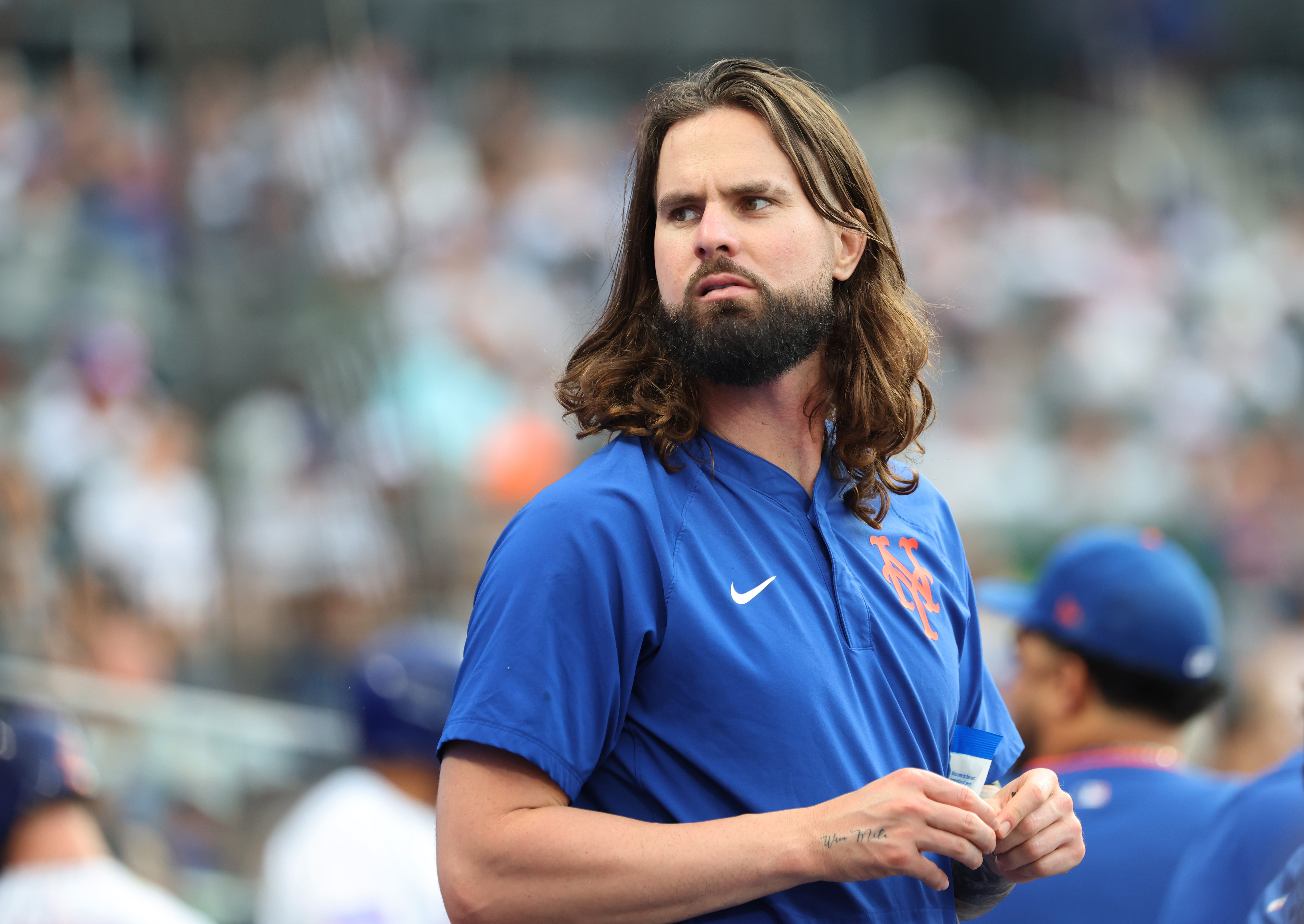Winker’s injury leaves Mets in a bind