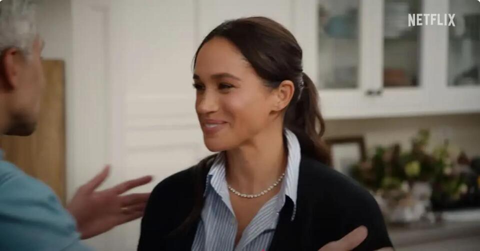 Harry 'Seething' Over Meghan's Love Bomb 💣