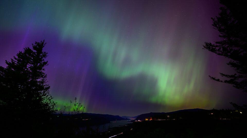 Northern Lights Alert: Look Up Tonight!