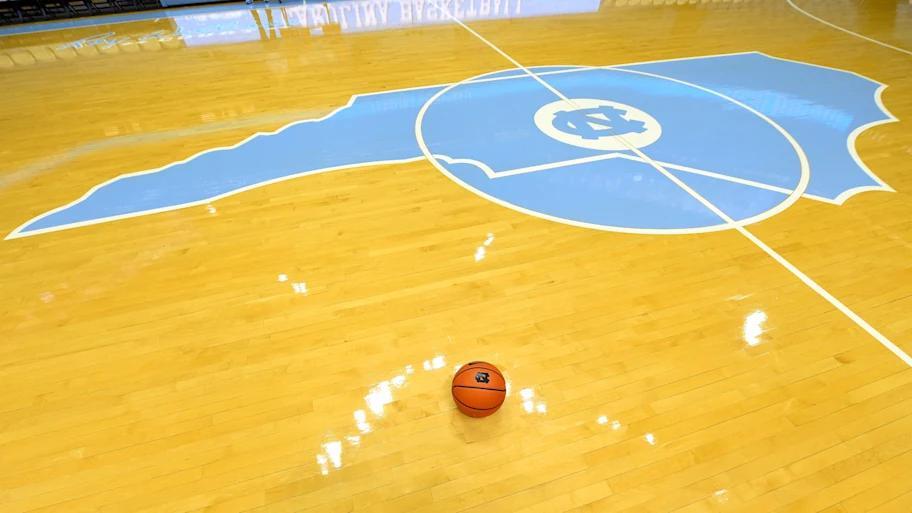 UNC basketball fans buzzing over Deron Rippey Jr. visit