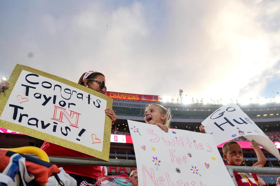 Cincinnati Bearcats fans feel let down by UC’s big move