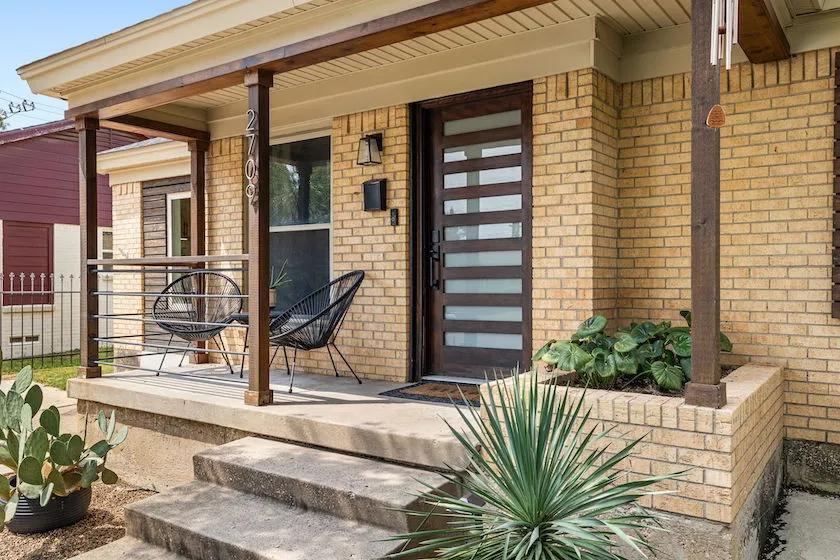 East Dallas gem: Stunning Casa View home under $500K