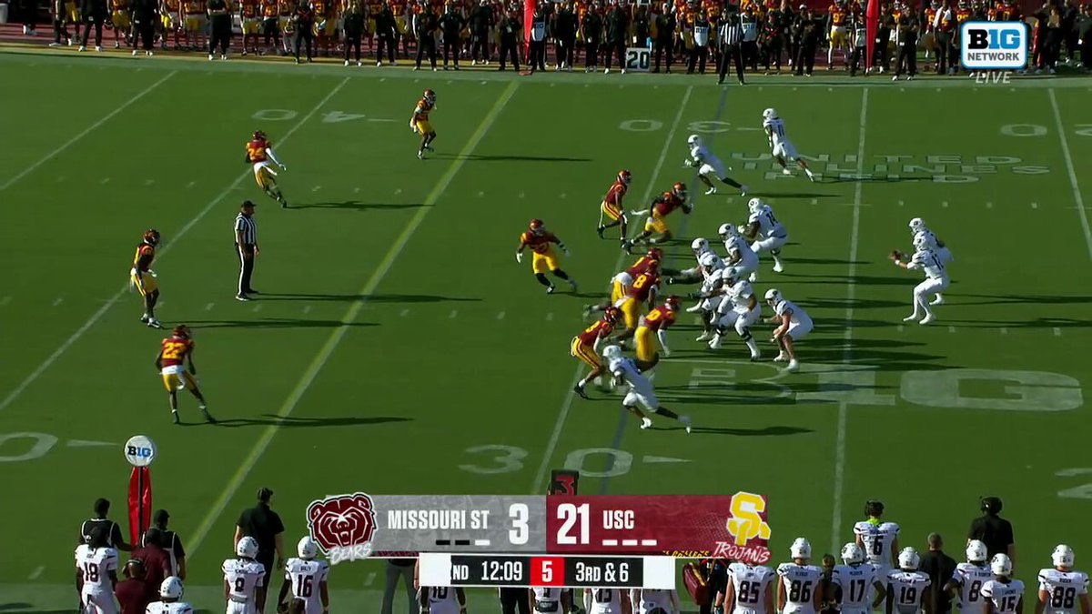 USC’s Bishop Fitzgerald praises Oregon Ducks