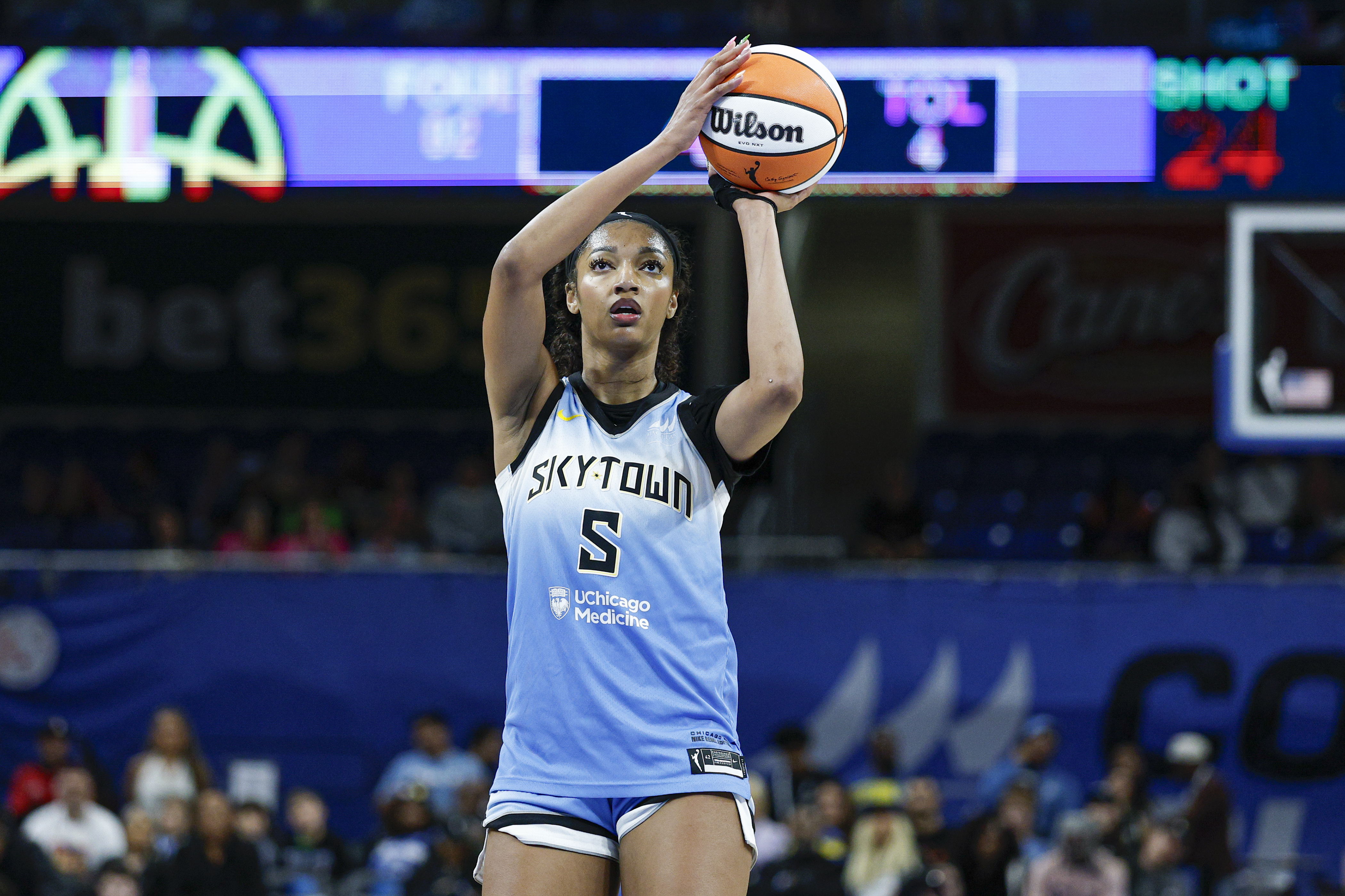 Angel Reese stirs the pot, then dominates