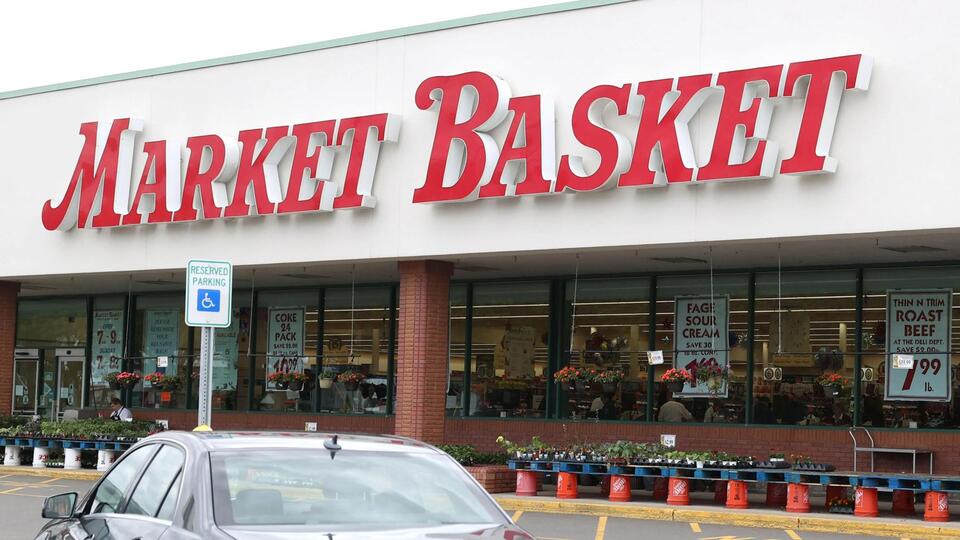 Market Basket’s future hangs in the balance