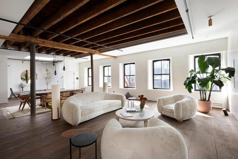 Inside Steve Gold’s sun-drenched Soho loft