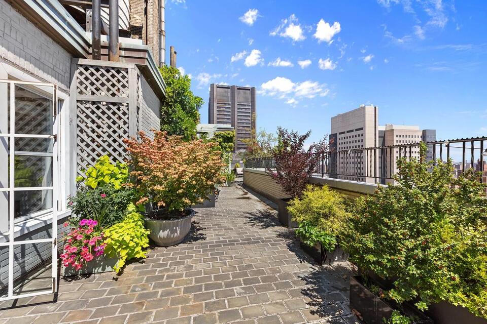 NYC penthouse next to Barbara Corcoran’s hits market