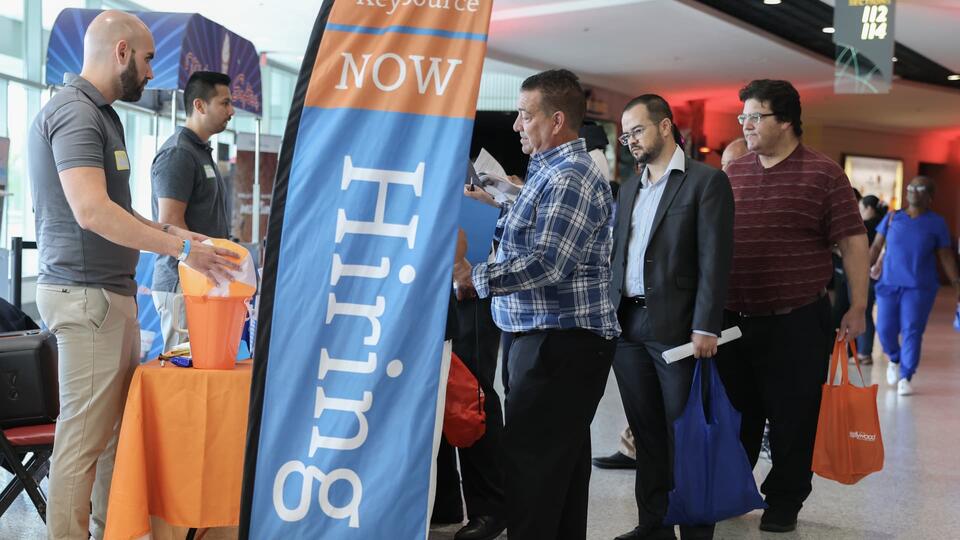 Job Market Hits the Brakes in August