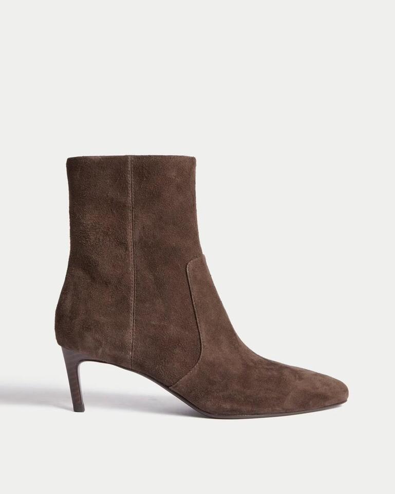 Autumn Closet Upgrades You’ll Want ASAP