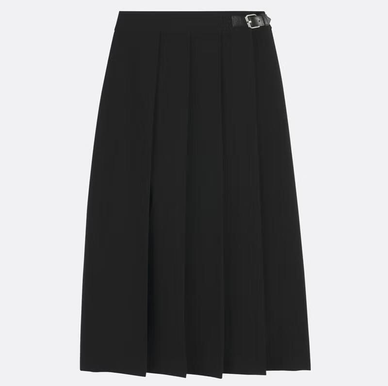 Autumn Closet Upgrades You’ll Want ASAP