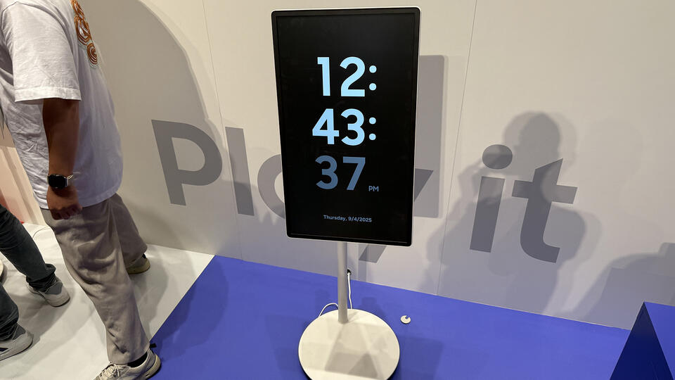 Samsung’s Portable TV: Game Changer or Gimmick?