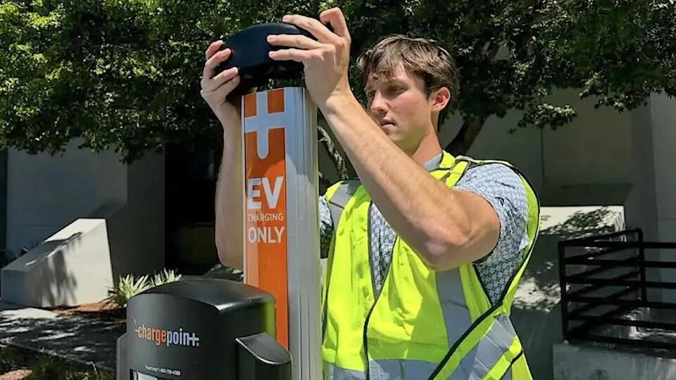 EV Chargers Finally Getting the TLC They Need