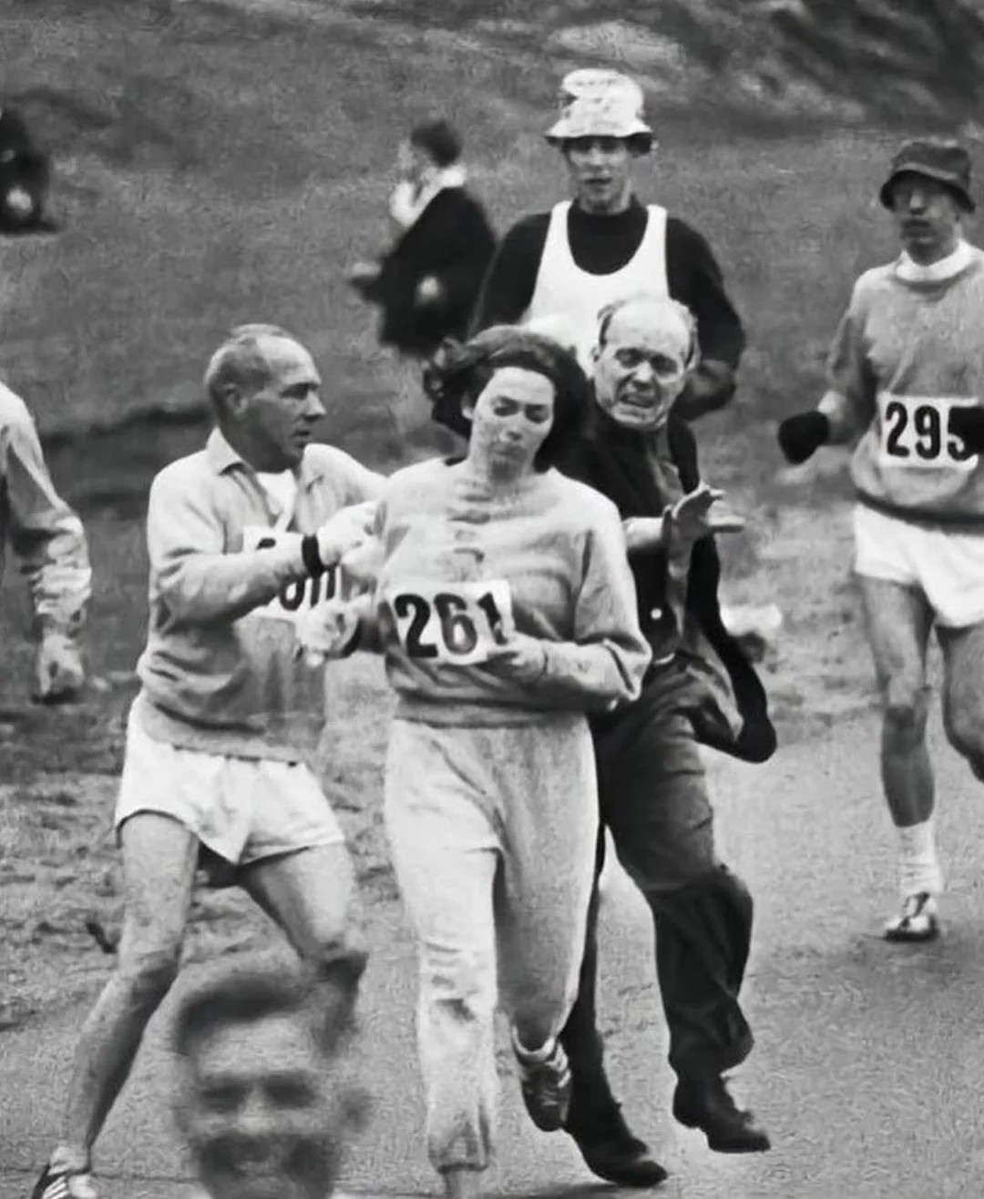 The first woman ever to complete the Boston Marathon (1967)👍