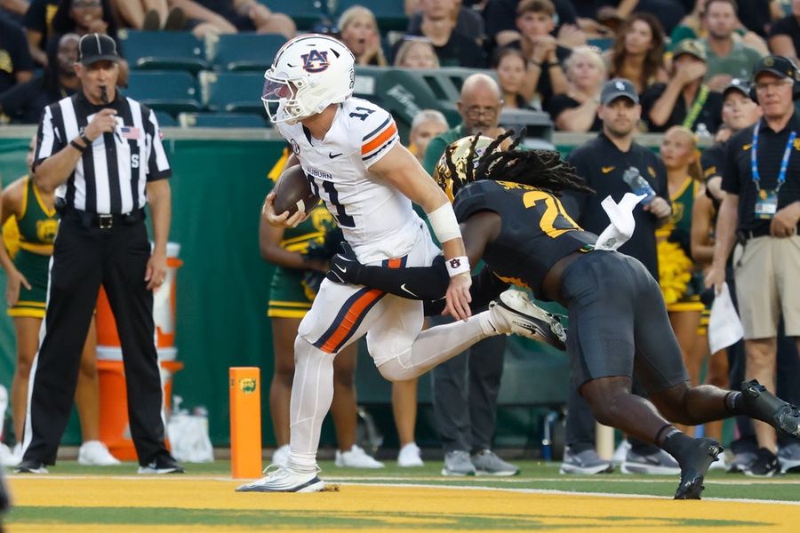 Jackson Arnold running wild again