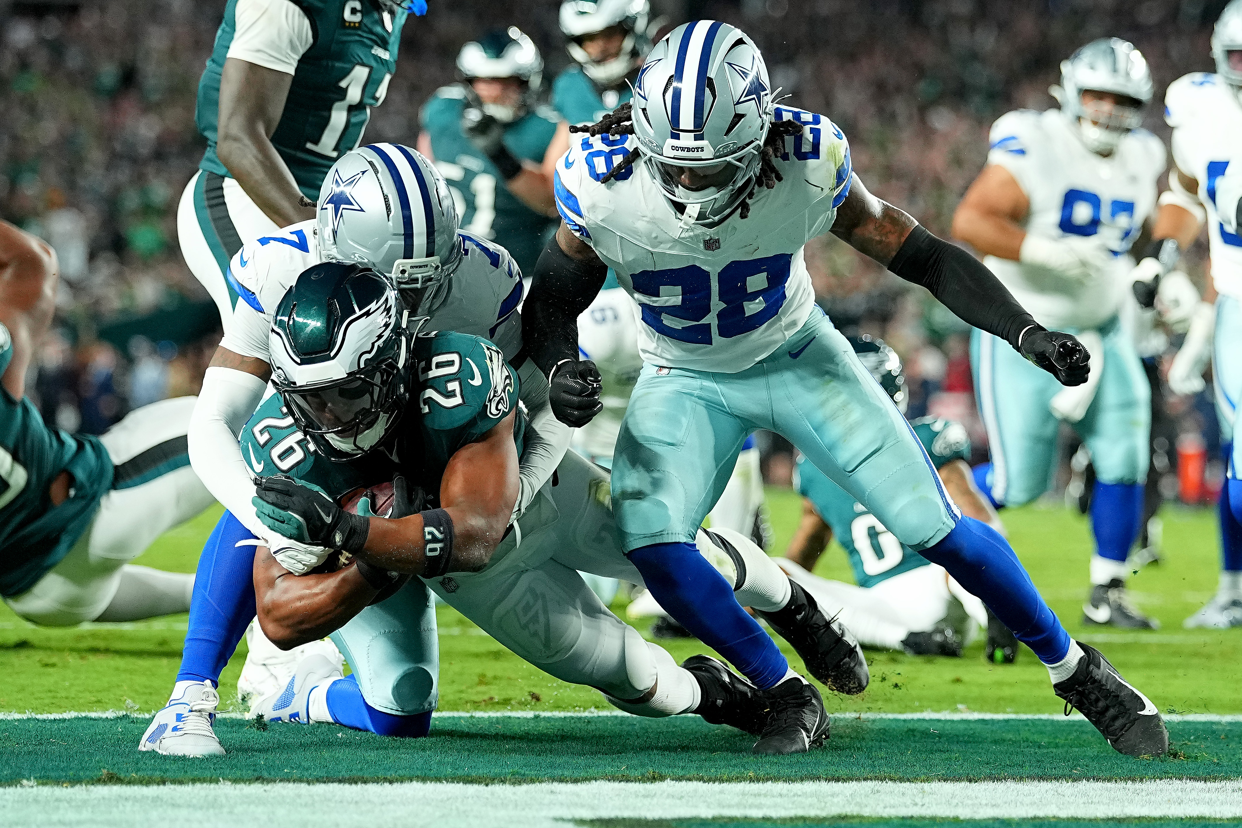 That 4th down stop had me screaming