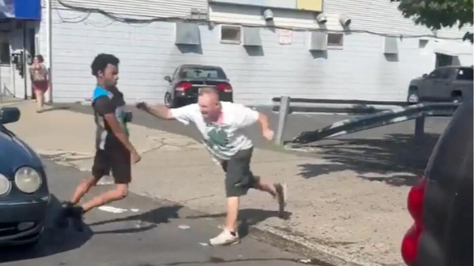 Road Rage Gone Wrong: Instant Karma!
