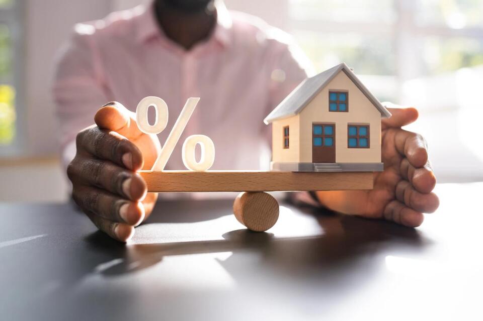 Mortgage Rates Drop: Is It Time to Refinance?