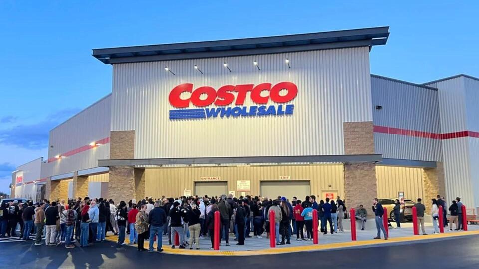 Costco’s October Expansion: More $1.50 Hot Dogs!