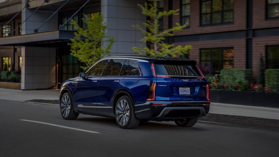 Cadillac’s Baby Escalade EV Lease Tea