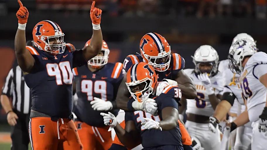 Illinois football nearly at full strength vs Duke