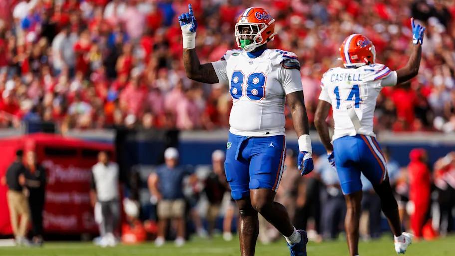 Gators’ Star DL Caleb Banks Nears Return vs LSU