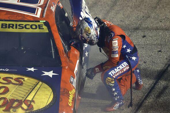 Briscoe Dominates Darlington, JGR’s Gamble Pays Off
