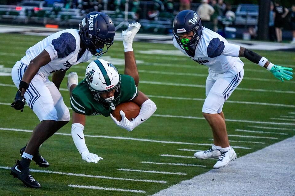 Wild finishes and big comebacks in Akron football