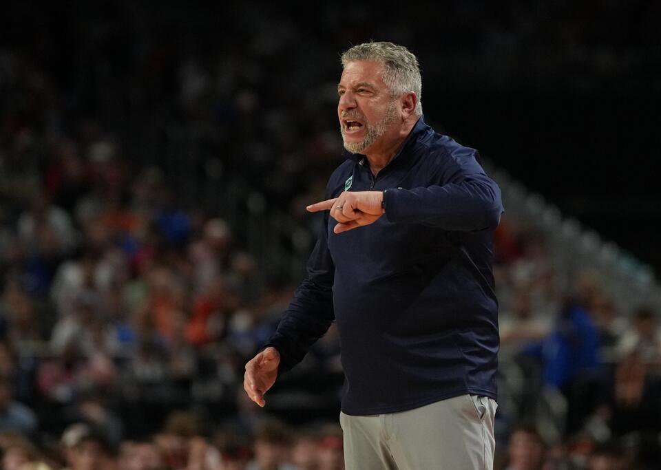 Bruce Pearl’s future shakes up Auburn basketball