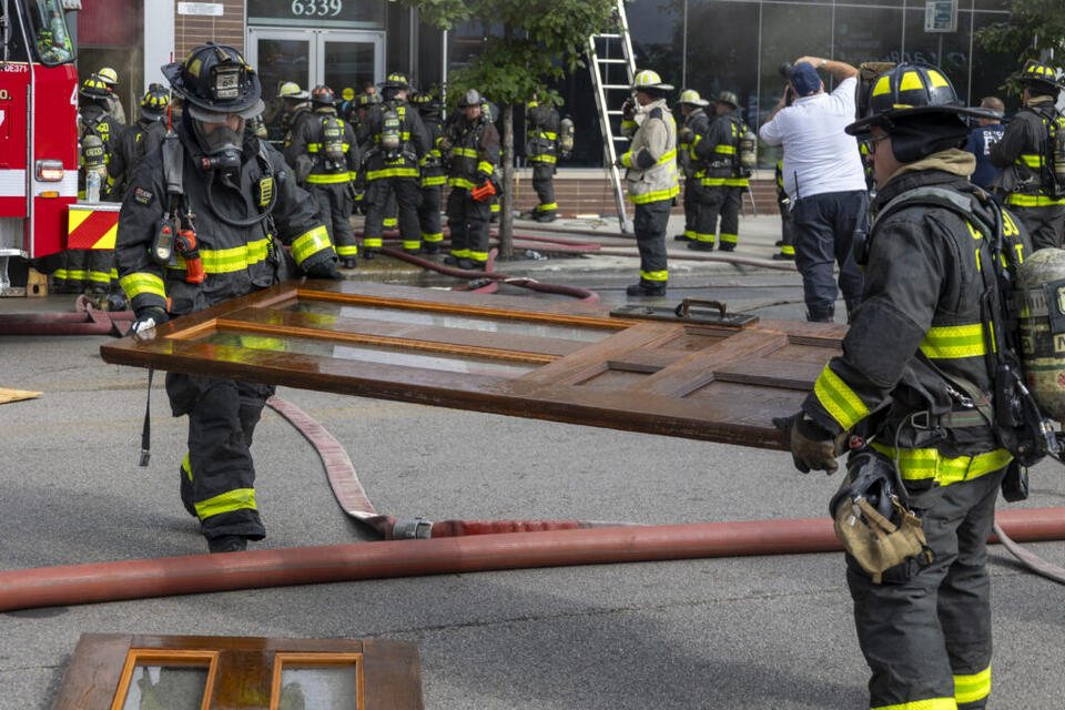 Edgewater neighbors react to Porkchop fire