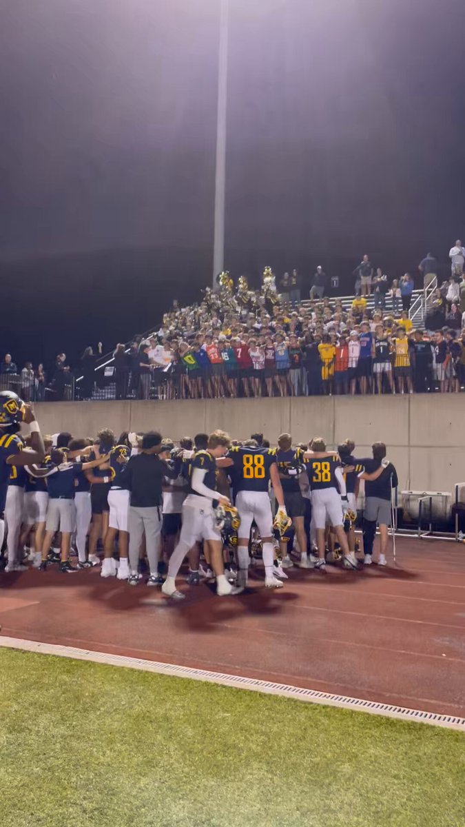 Moeller’s wild comeback stuns Trinity in Cincinnati