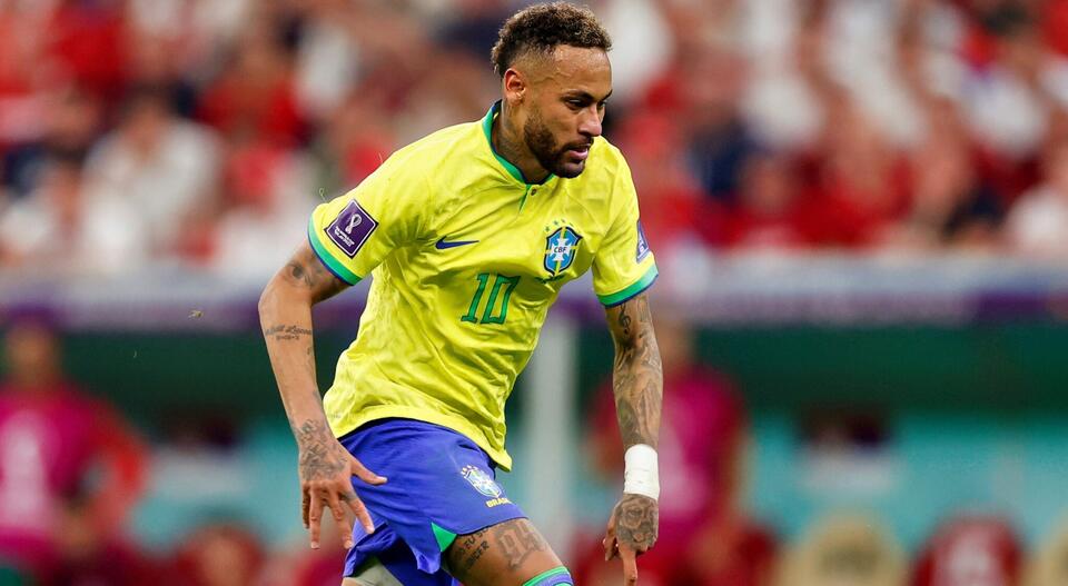 Neymar Set to Join Billionaire Club?