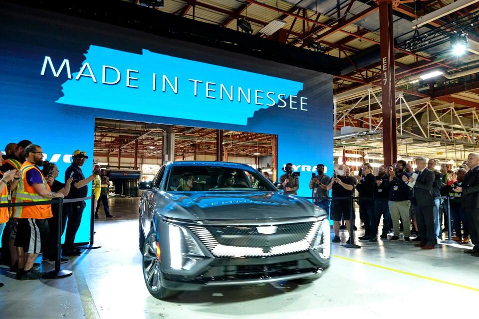 GM Slows Down Cadillac Lyriq & Vistiq Production