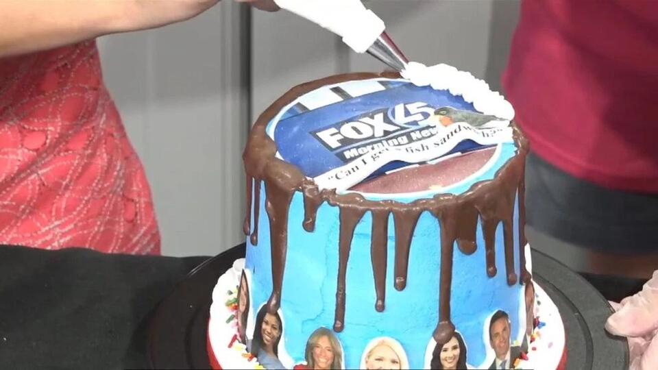 Middle River cakes bring festival flavor