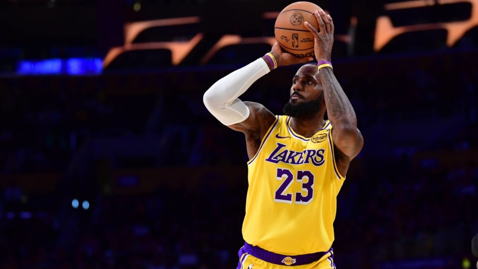 LeBron’s China brickfest: Is the King slipping?