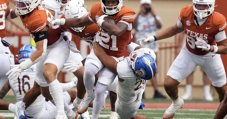 Texas football faces UTEP with high expectations