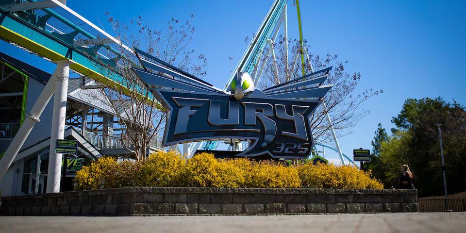Fury 325 keeps breaking records at Carowinds