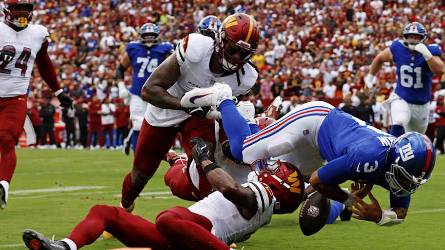 Giants defense crumbles after McFadden injury