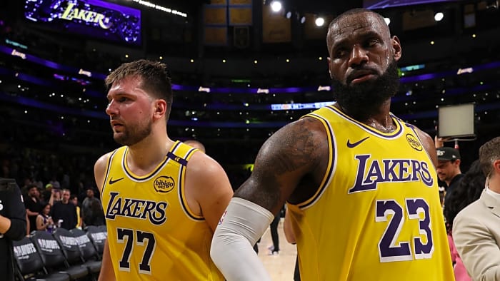 LeBron's HOF flex while still balling is wild