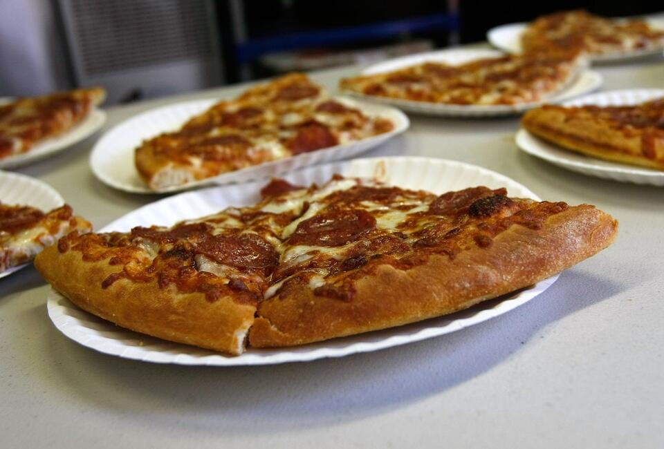 Eagles Fans: Barkley’s Cheesesteak Pizza Drops!