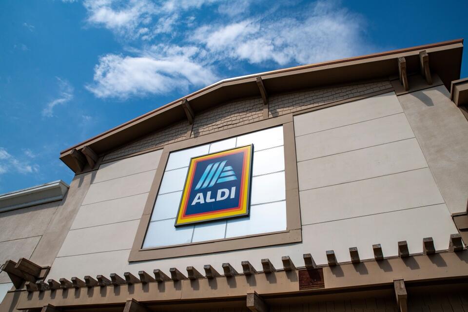 Aldi’s Giant Bag Drop Is a Game Changer