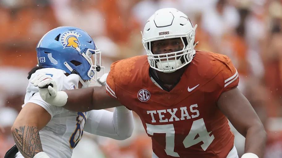 Texas O-line called out for lack of prep