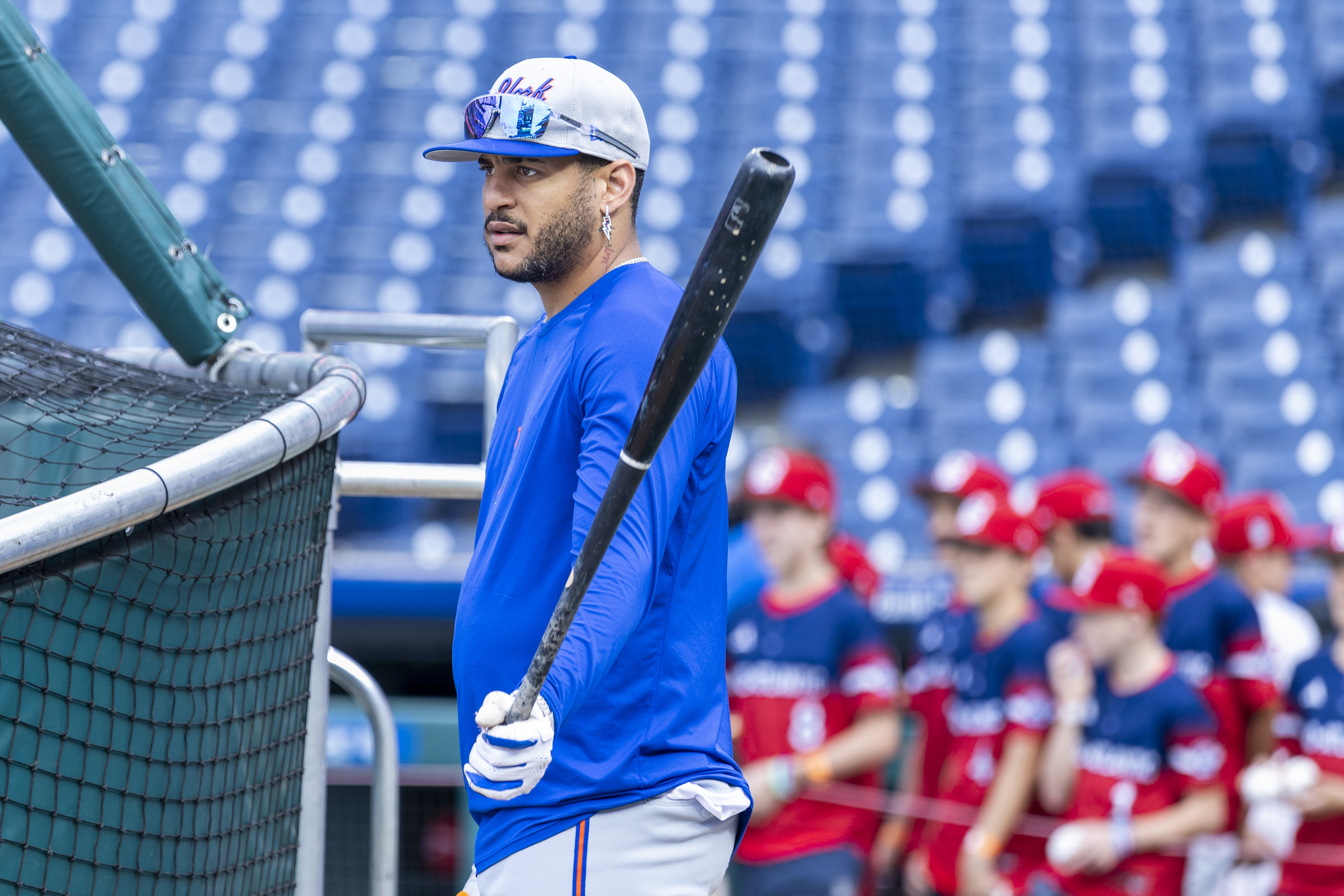 Center field chaos: Mullins benched again?!
