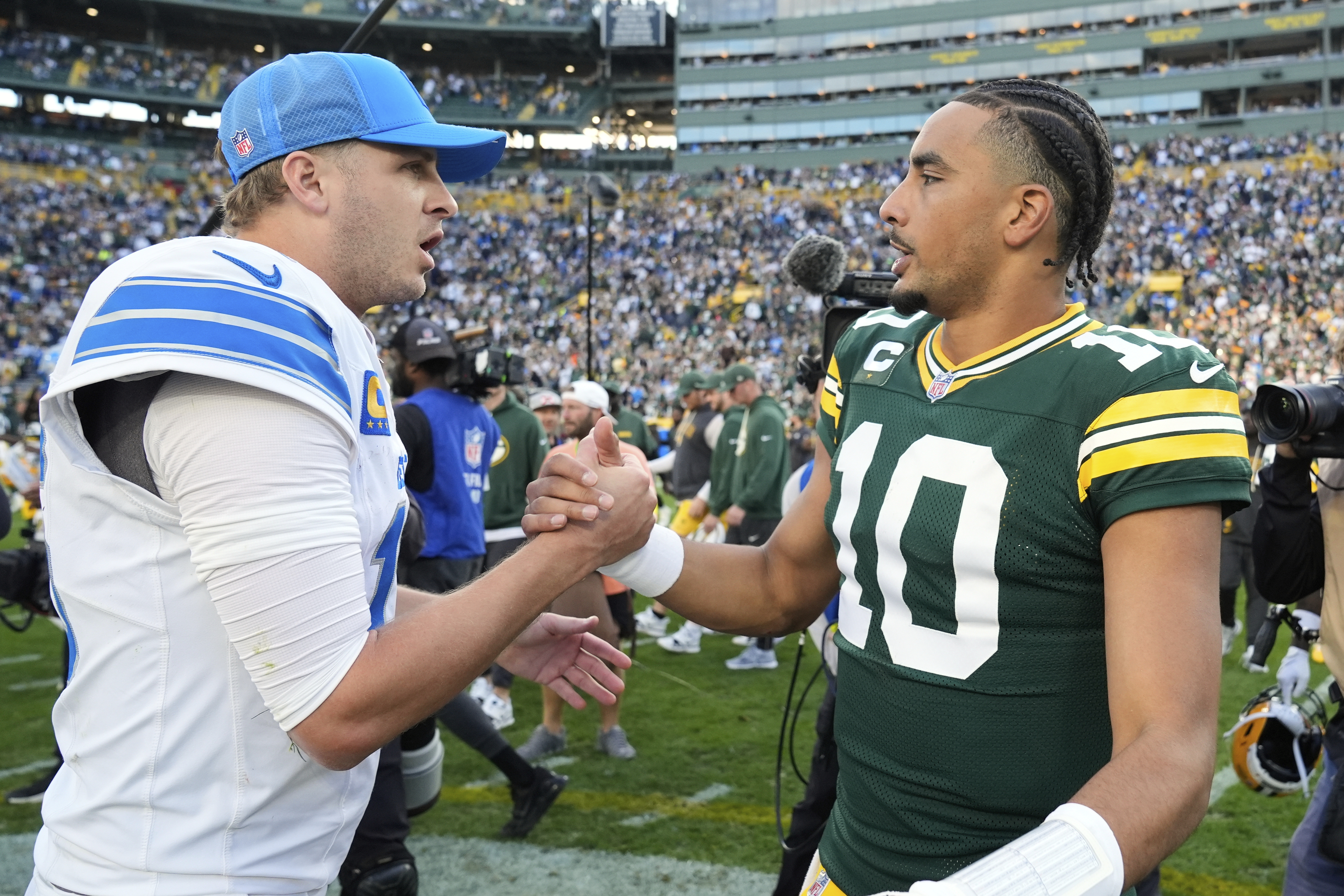 Bills stampede, Chiefs stumble—what’s up?