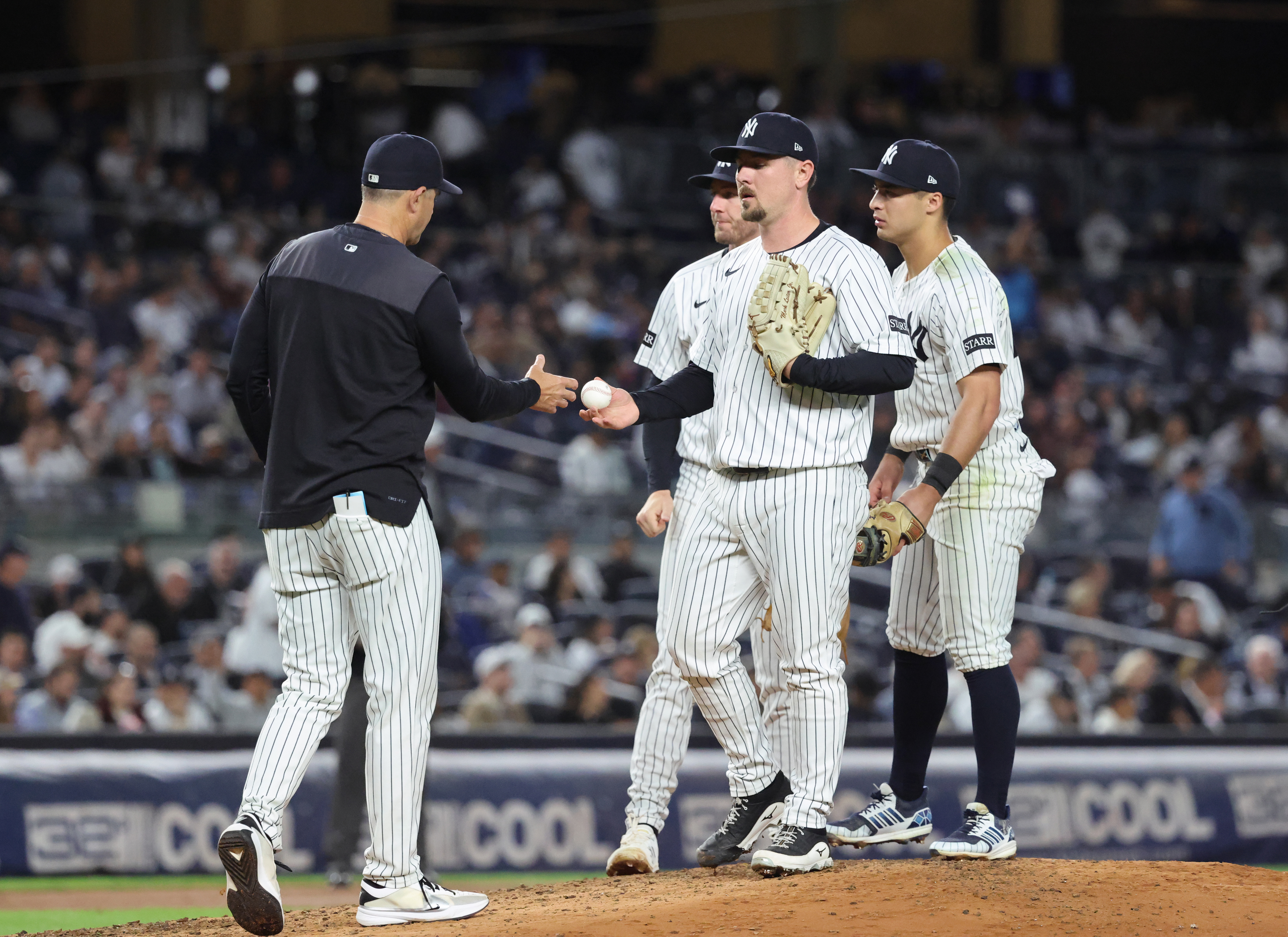 Yankees meltdown fuels Jays’ fire