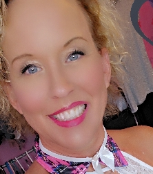 Lori Lee