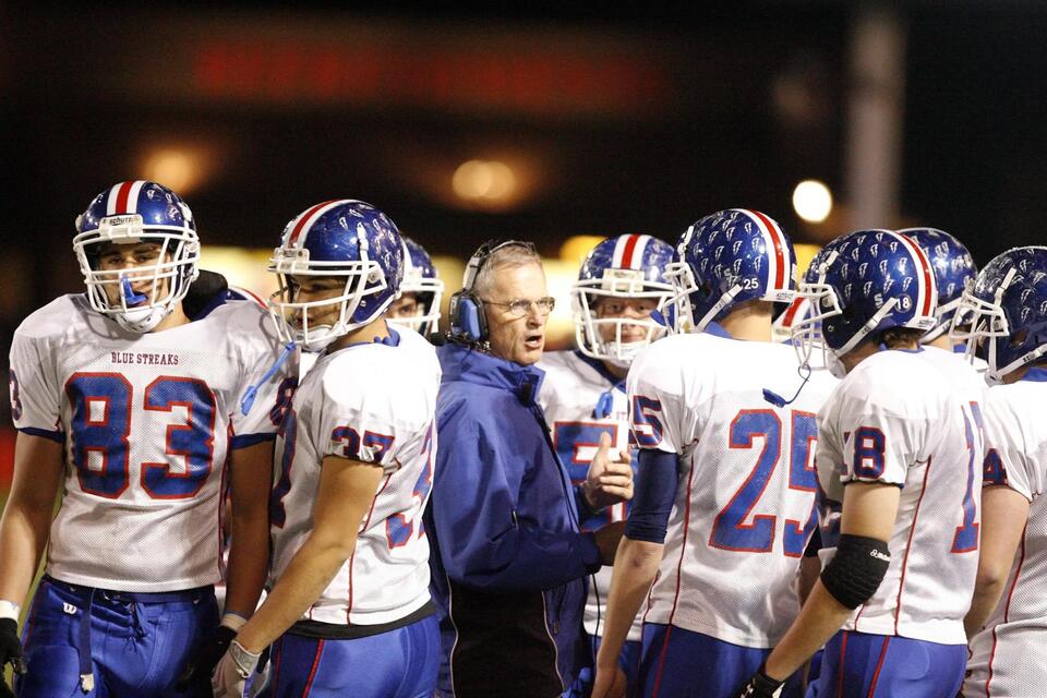 How Jeff Durbin turned Lake football into a family