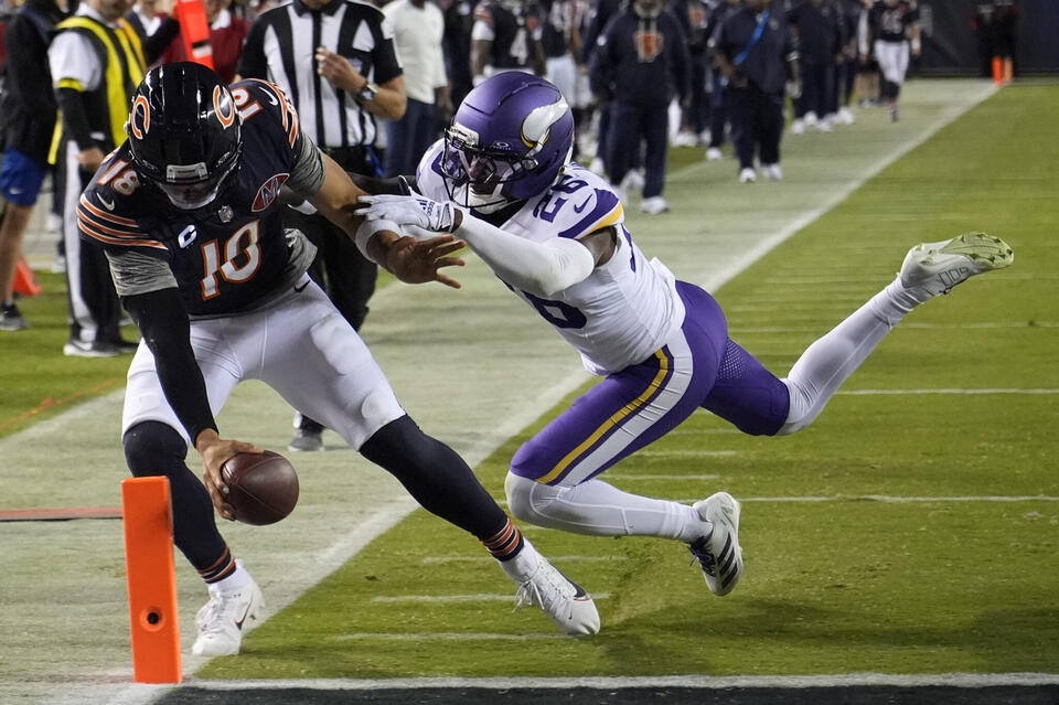 Vikings vs Bears: Was That Greenard Fall Rigged?